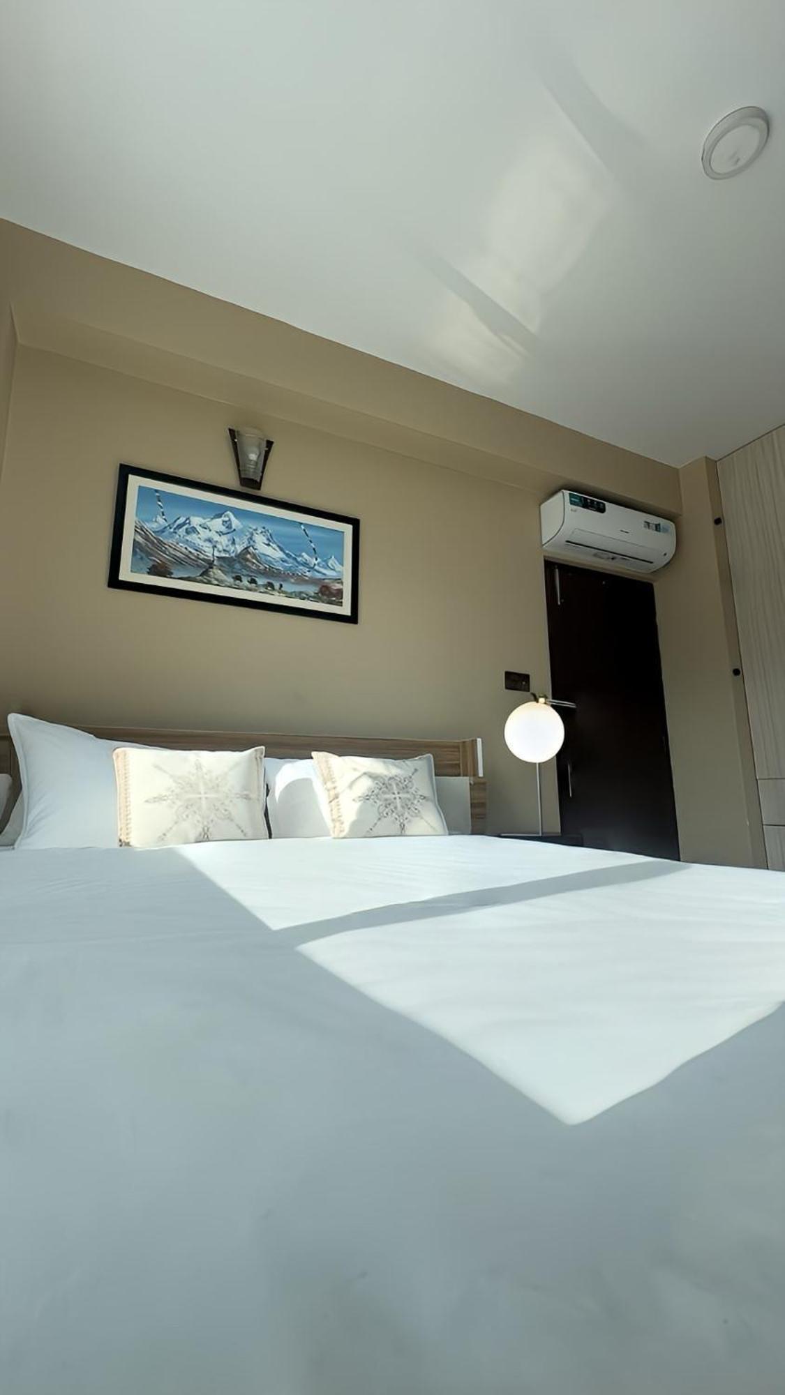 House Of Forrest, Service Apartments Kathmandu Luaran gambar